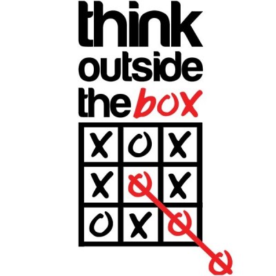 تی‌شرت آستین بلند طرح Think Outside the Box